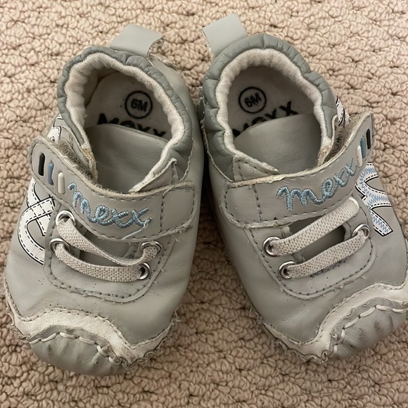 🔥 4/$25 - Baby shoes - Picture 2 of 3